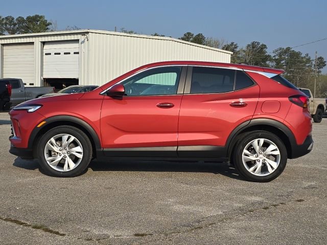 Used 2024 Buick Encore GX Preferred FWD image 2