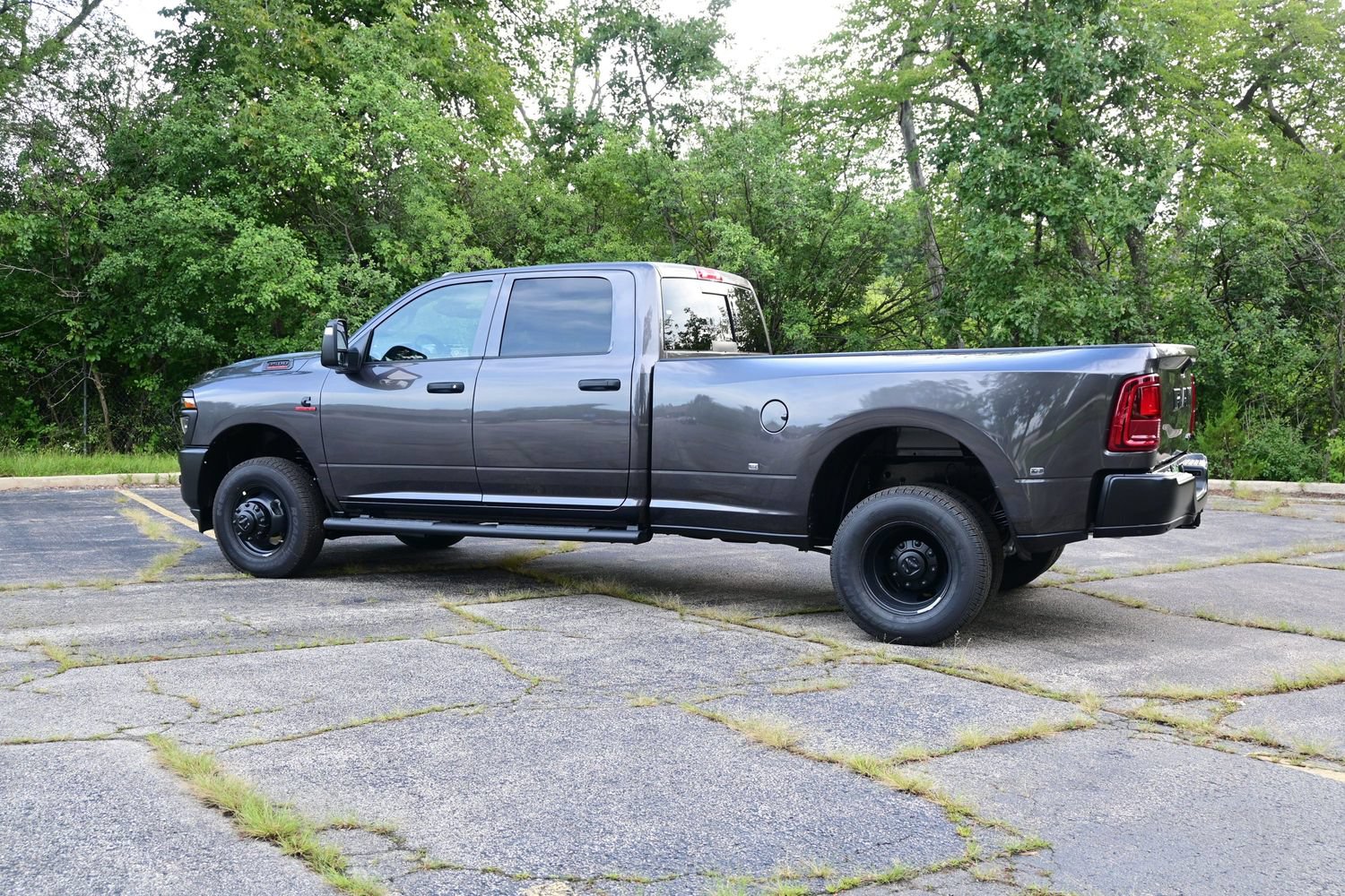 New 2026 RAM 3500 Tradesman w/ Safety Group AWD/4WD image 10