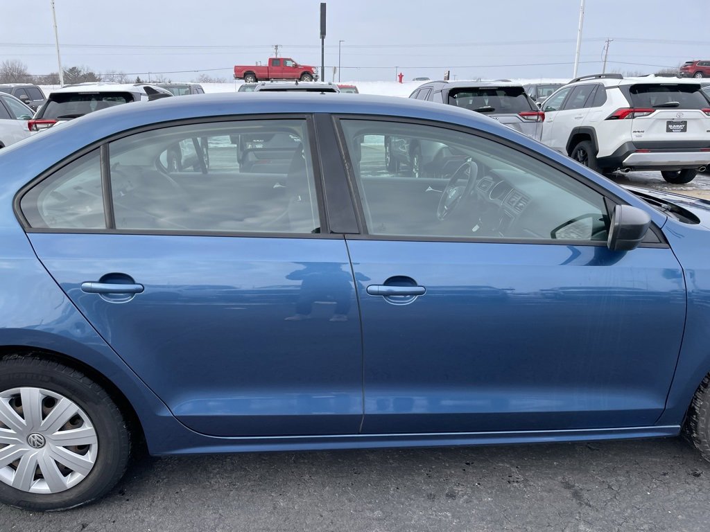 Used 2016 Volkswagen Jetta S image 33