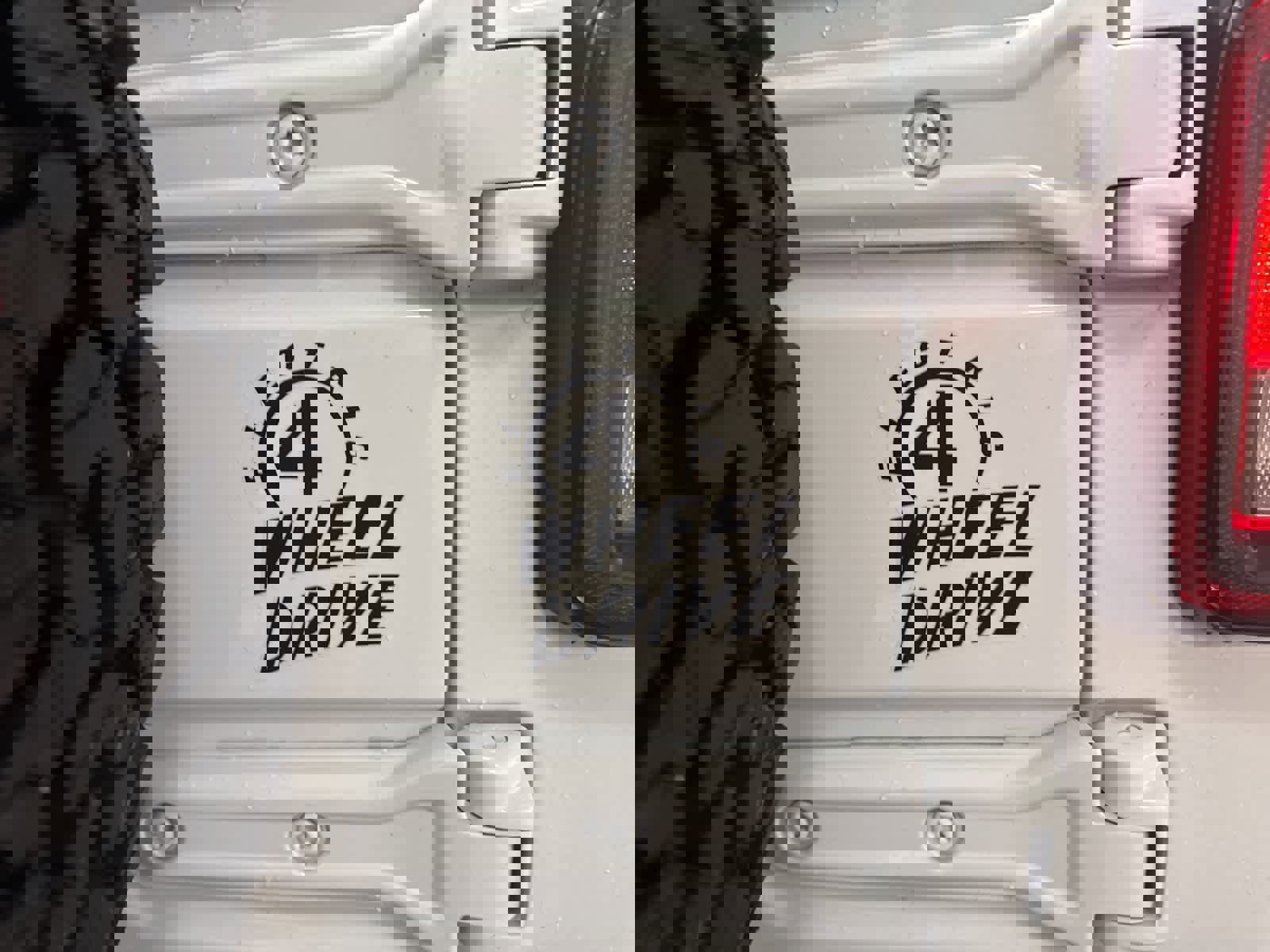 Used 2024 Jeep Wrangler Willys image 14