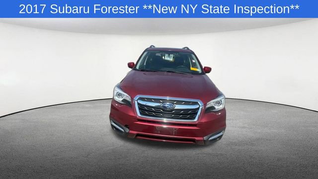 Used 2017 Subaru Forester 2.5i Touring AWD/4WD image 3