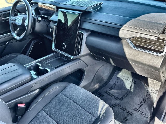 Used 2025 GMC Acadia Elevation image 24