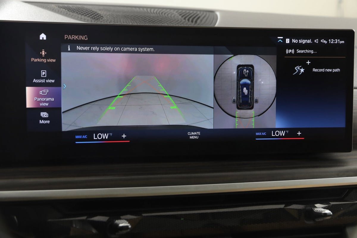Used 2023 BMW X7 xDrive40i w/ Premium Package image 10