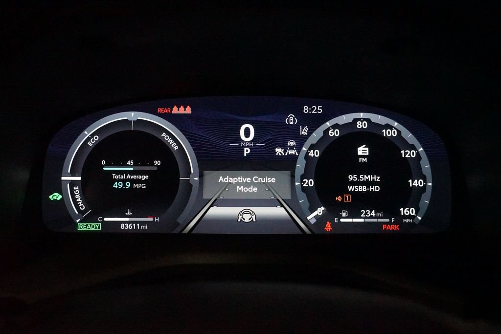 Used 2025 Toyota Camry XSE FWD image 15