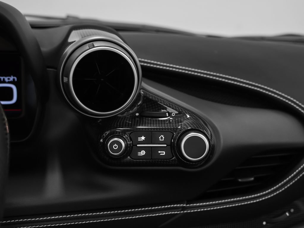 Certified 2021 Ferrari F8 Tributo RWD image 64