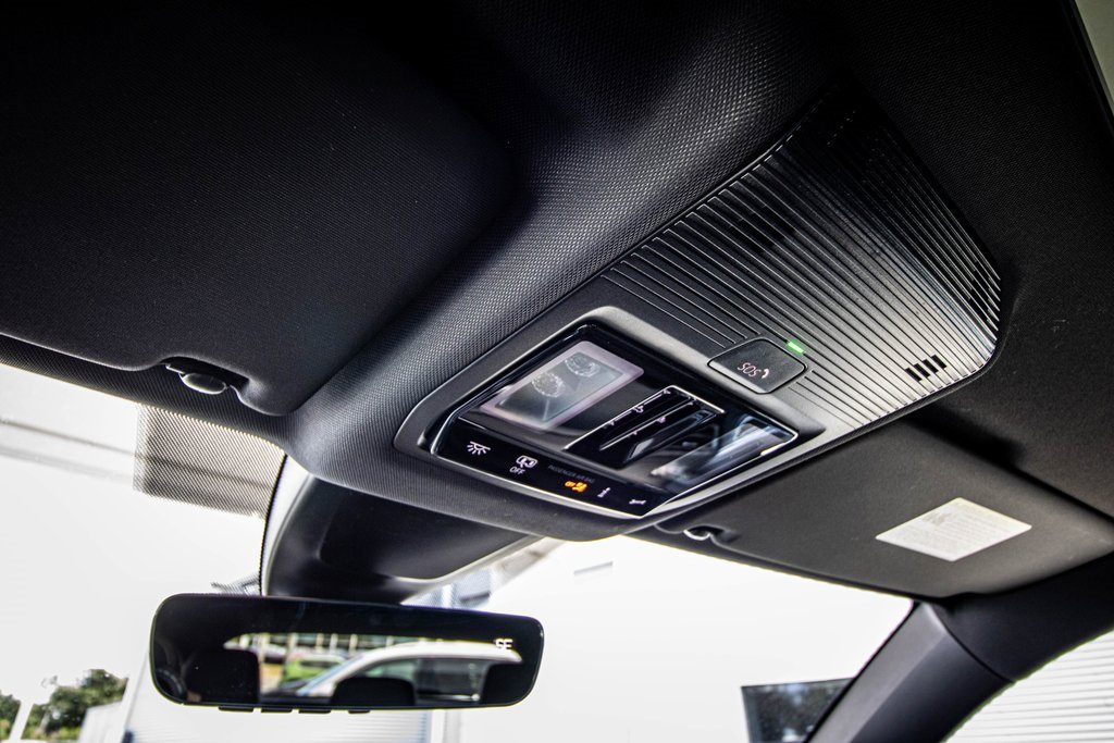 New 2026 Volkswagen Atlas Cross Sport SE image 42