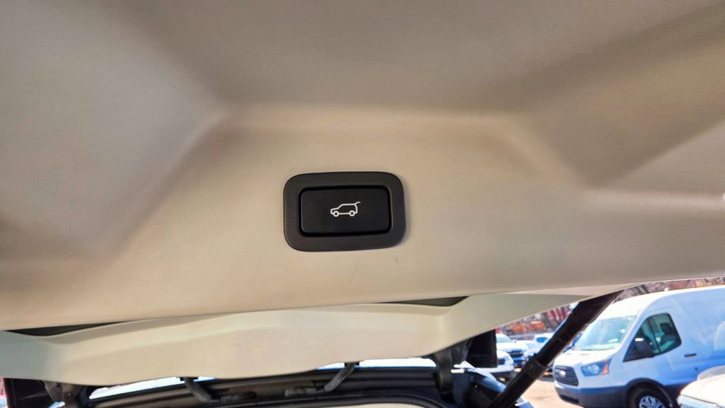 Used 2015 Land Rover Range Rover Supercharged image 49