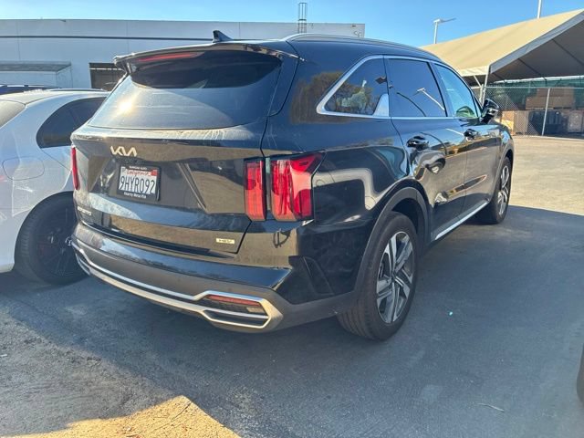 Certified 2023 Kia Sorento SX Prestige AWD/4WD image 5