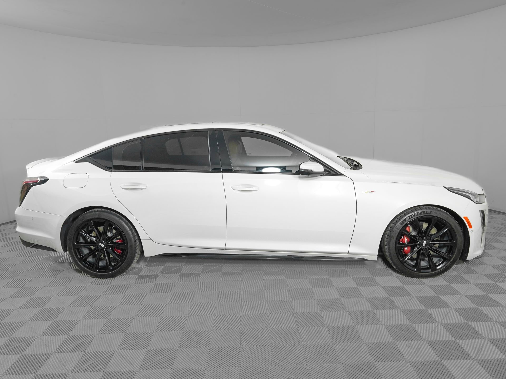 Used 2023 Cadillac CT5 V w/ Platinum Package image 4