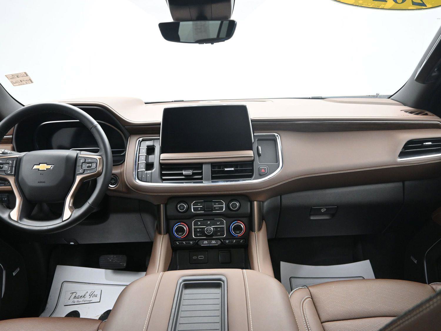 Used 2024 Chevrolet Suburban High Country image 17