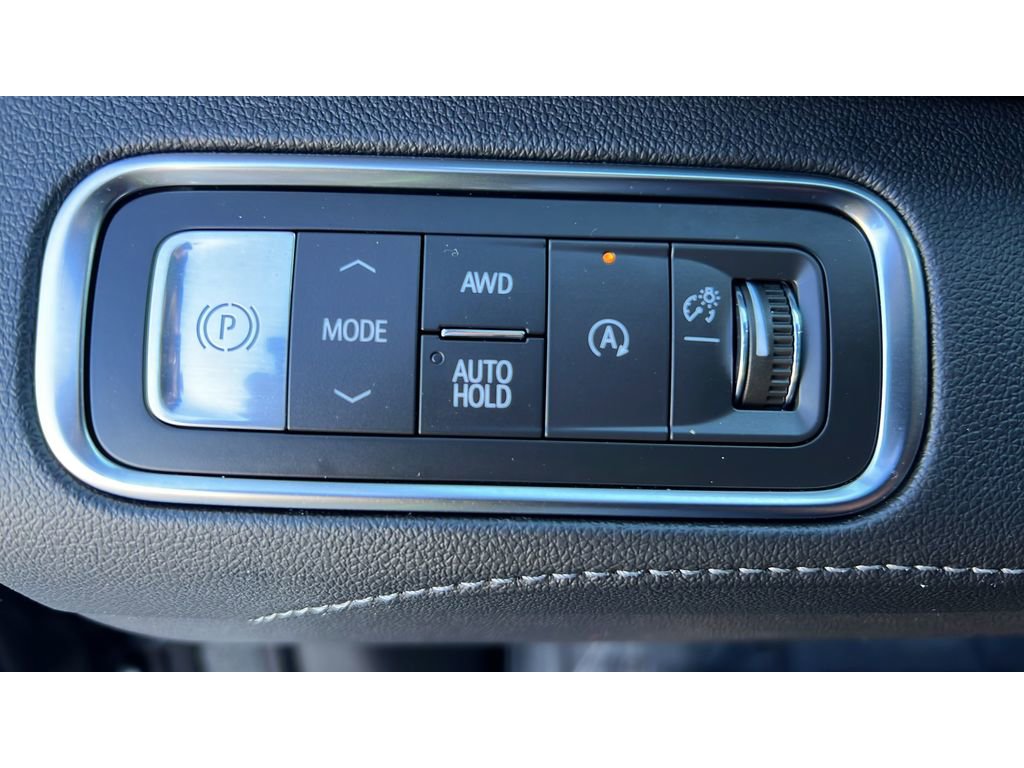 Certified 2025 Buick Enclave Sport Touring image 23