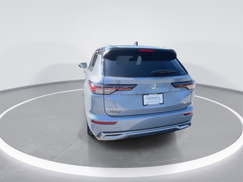 New 2025 Mitsubishi Outlander SEL image 7