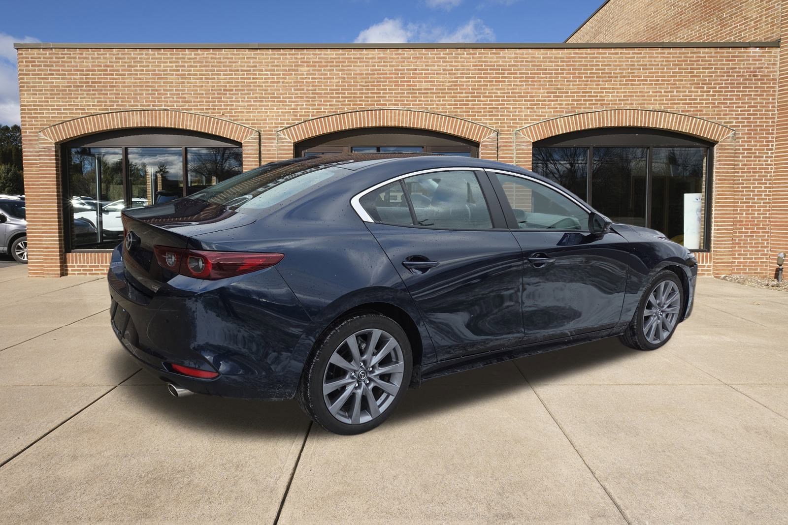 Used 2024 MAZDA MAZDA3 s image 3