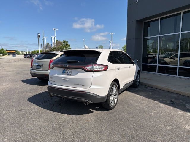 Used 2018 Ford Edge Titanium w/ Equipment Group 302A AWD/4WD image 6