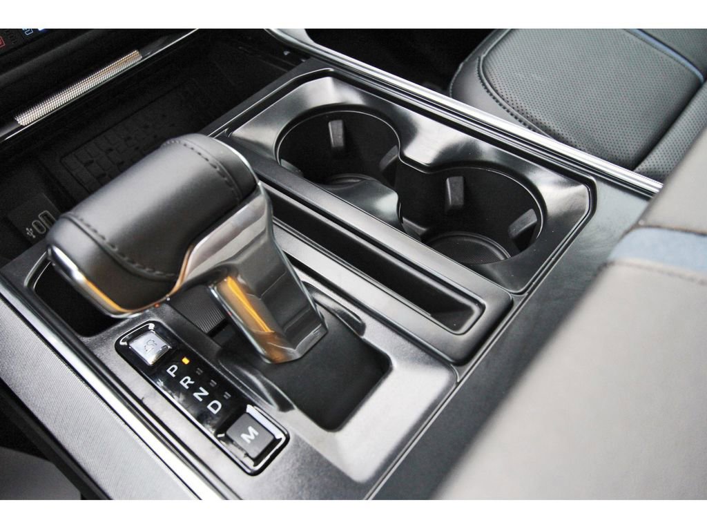 Used 2025 Ford F150 Platinum w/ FX4 Off-Road Package image 31