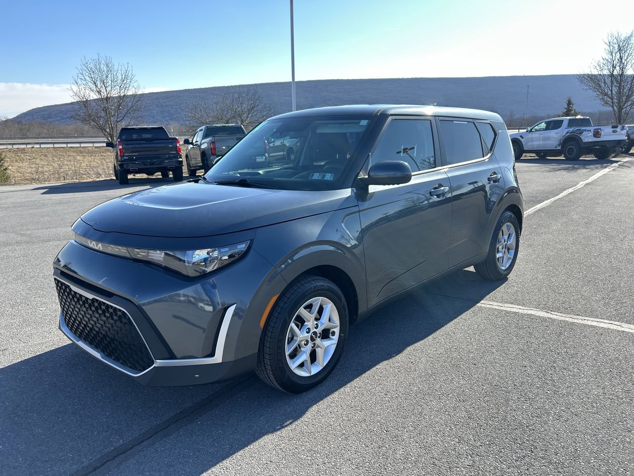 Used 2024 Kia Soul LX w/ Option Group 015 video 3
