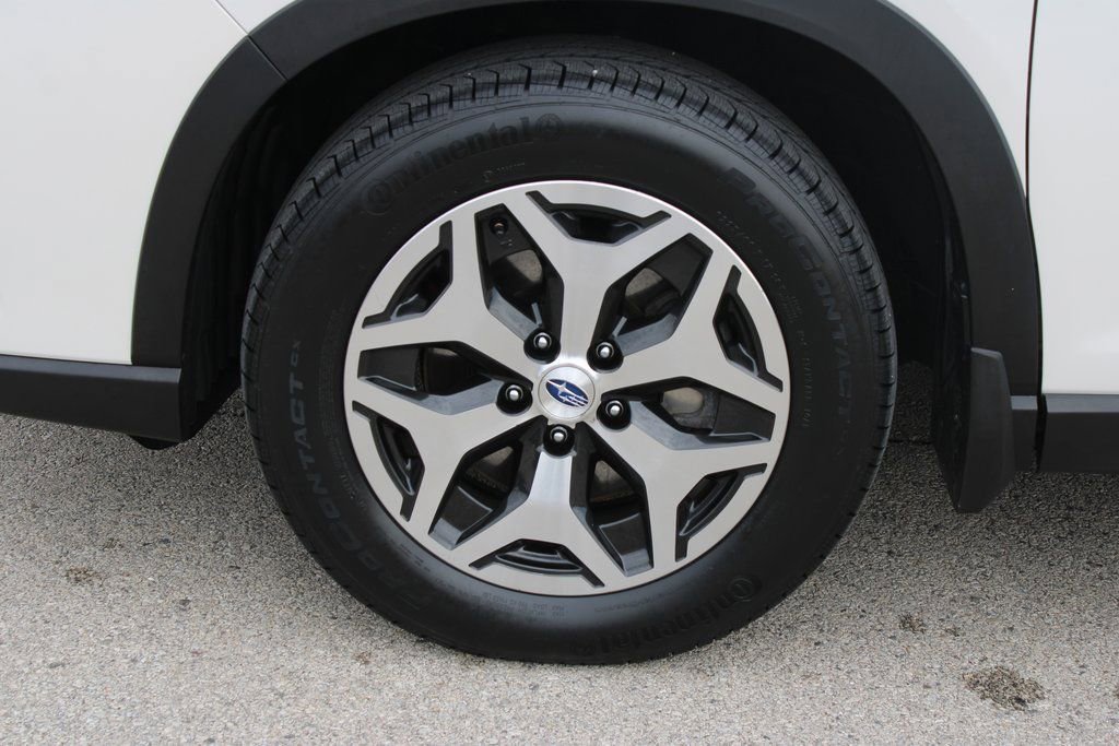 Certified 2024 Subaru Forester Premium image 28