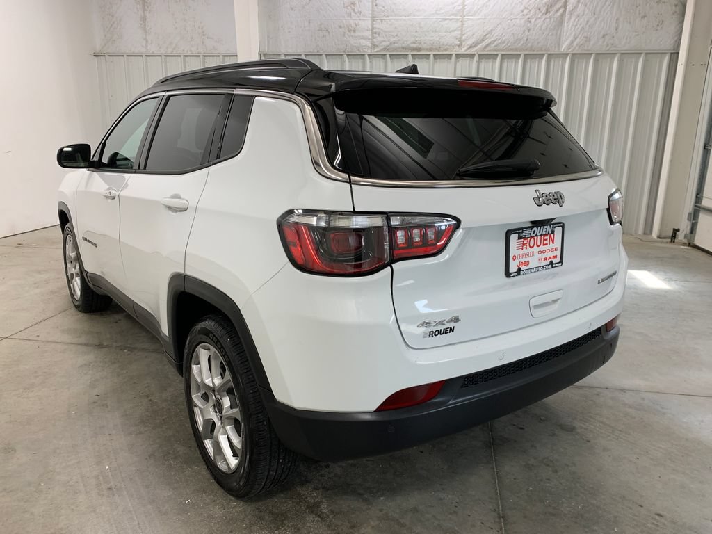 Used 2025 Jeep Compass Limited AWD/4WD image 23