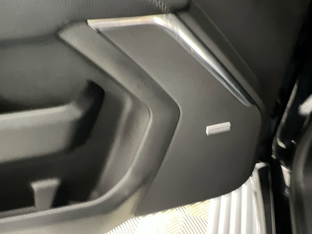 Used 2023 GMC Yukon Denali AWD/4WD image 25