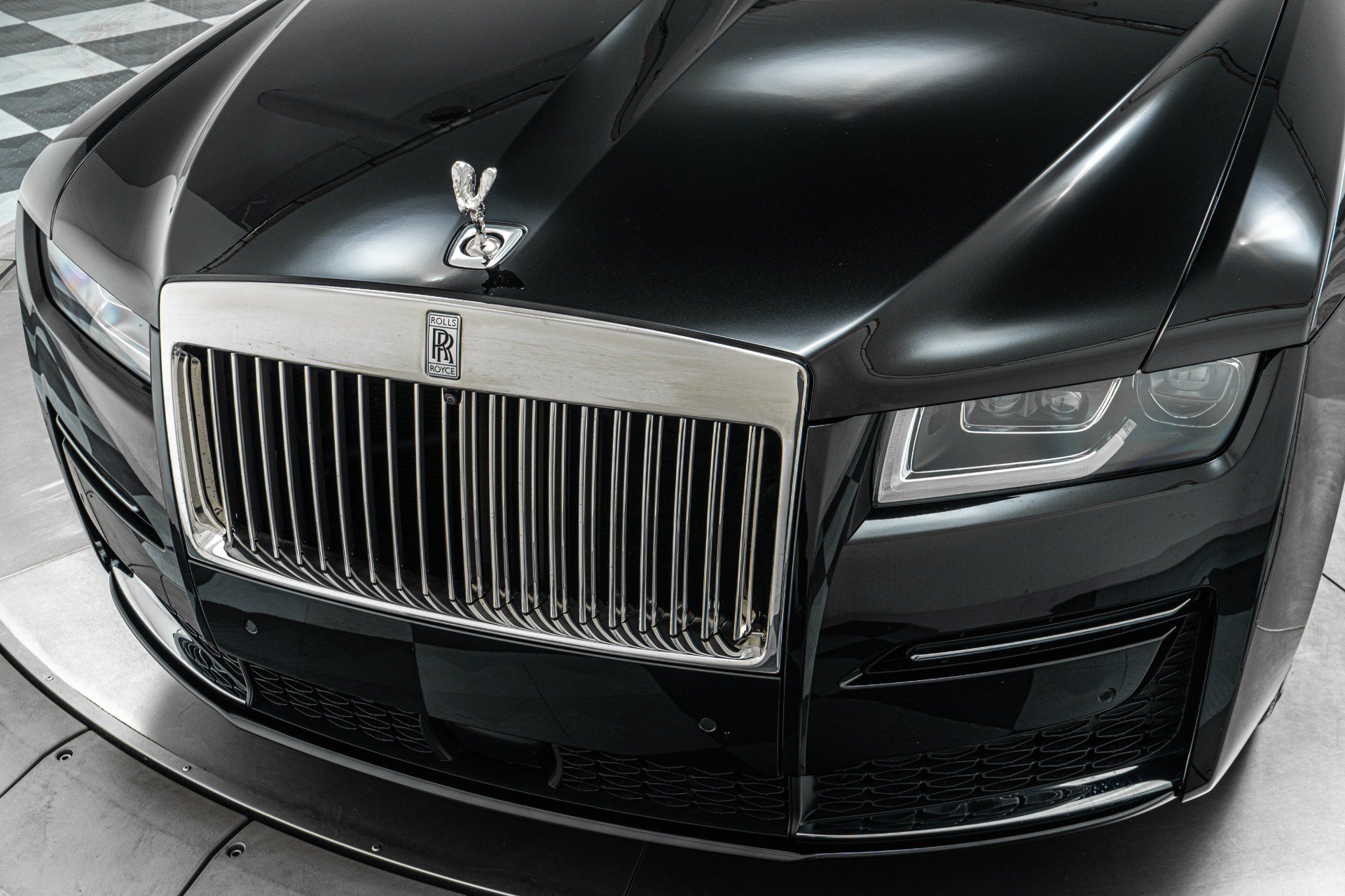 Used 2022 Rolls-Royce Ghost w/ Ghost Package AWD/4WD image 36