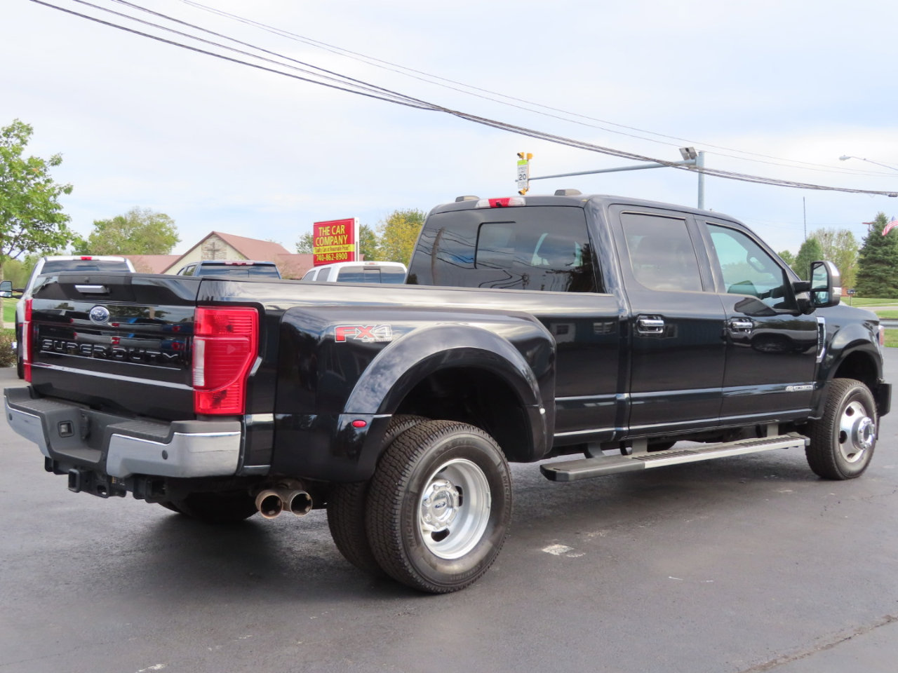 Used 2022 Ford F350 XLT w/ XLT Premium Package image 6