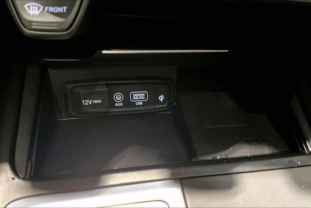 Used 2019 Genesis G70 3.3T Dynamic image 25