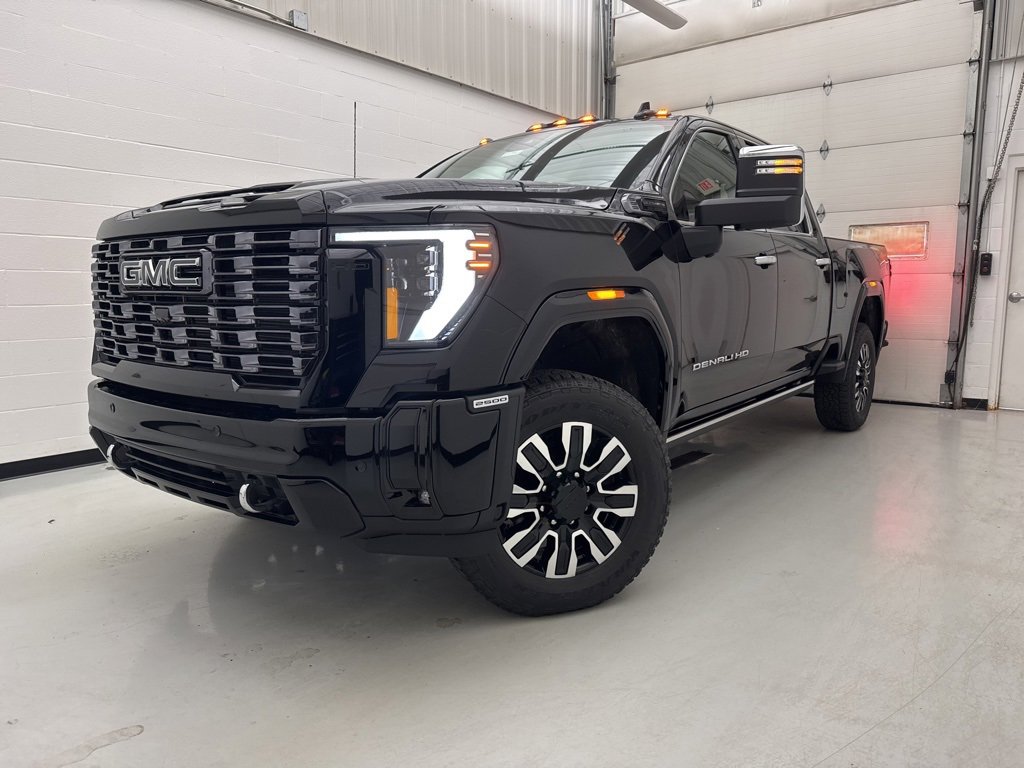 New 2026 GMC Sierra 2500 Denali Ultimate image 3