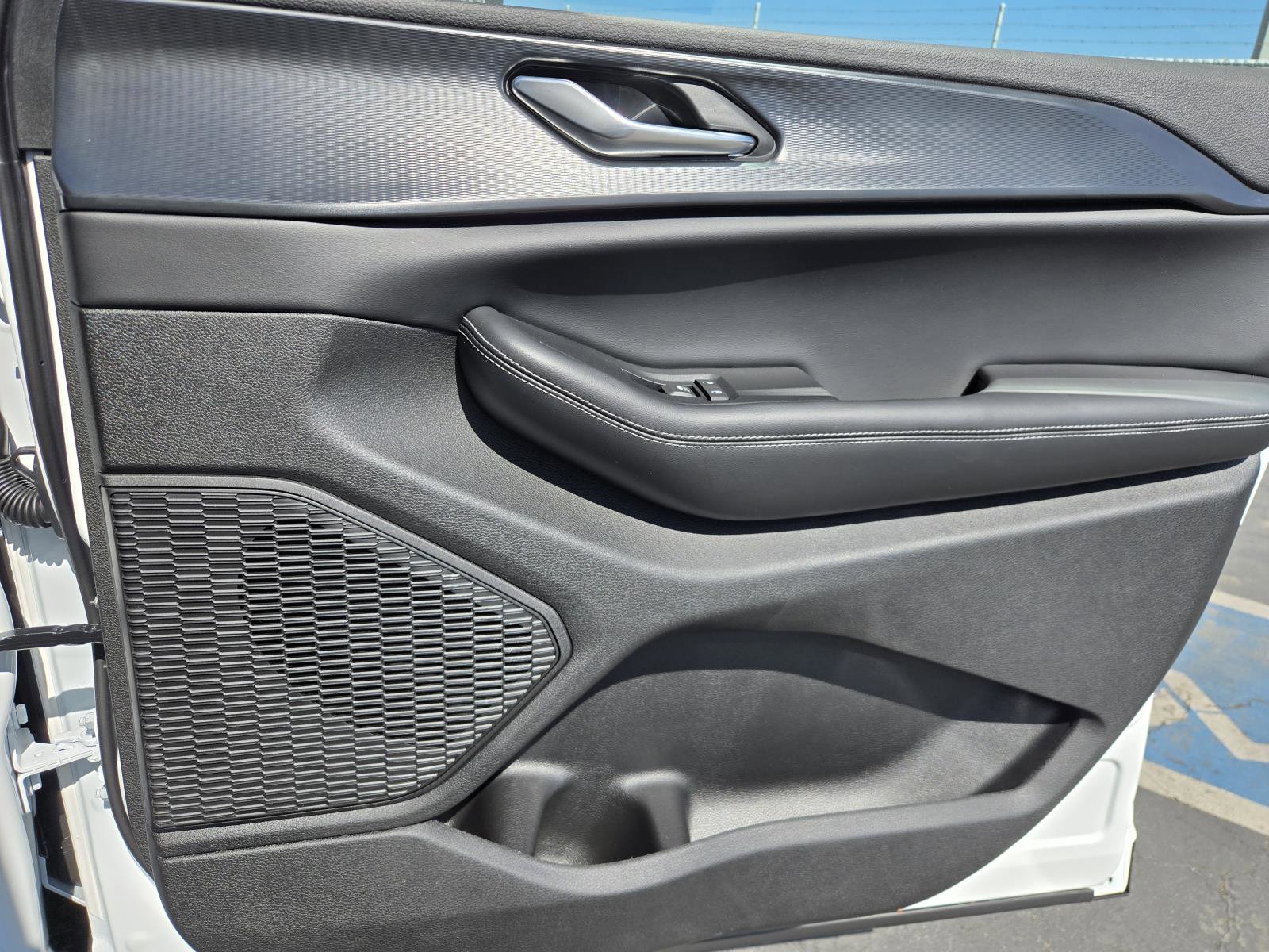 New 2026 Jeep Grand Cherokee L Laredo RWD image 35