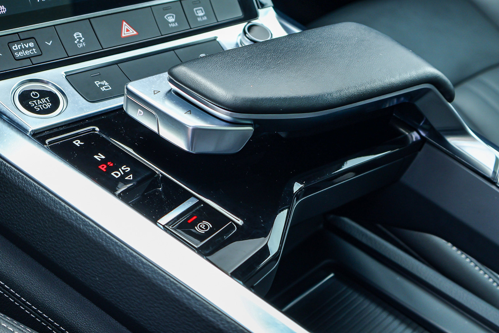 Used 2022 Audi e-tron Premium AWD/4WD image 11