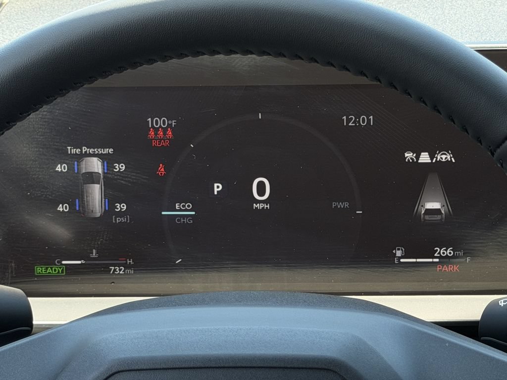Used 2026 Toyota RAV4 SE FWD image 17