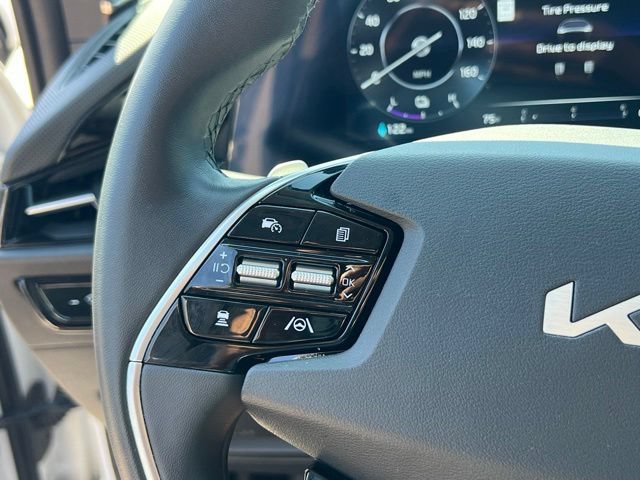 Certified 2024 Kia Niro Wind FWD image 21
