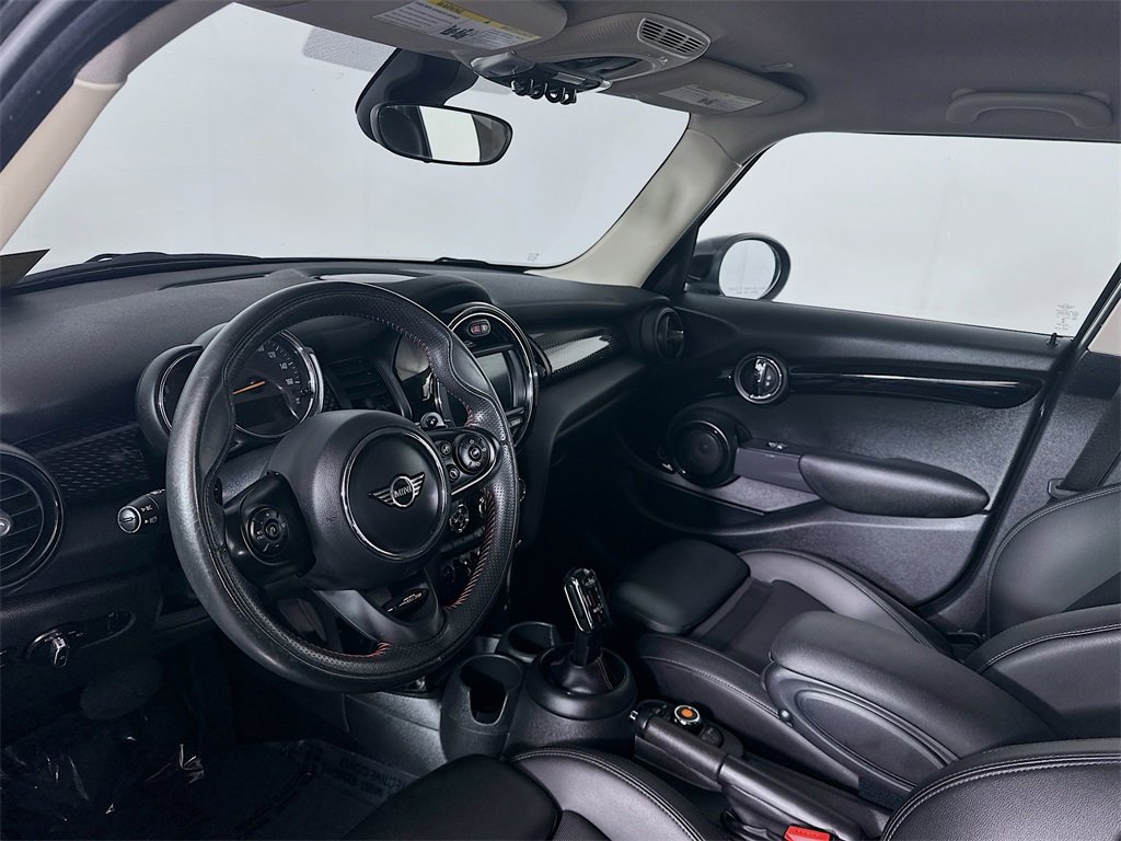 Used 2021 MINI Cooper S image 28