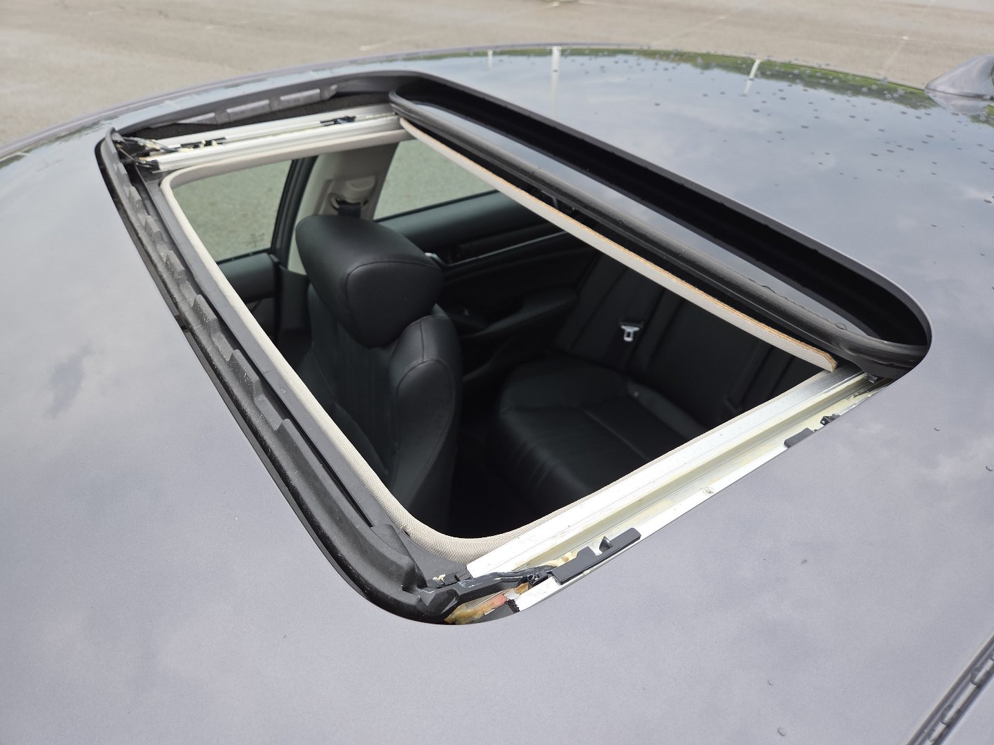 Used 2019 Honda Accord EX-L image 3