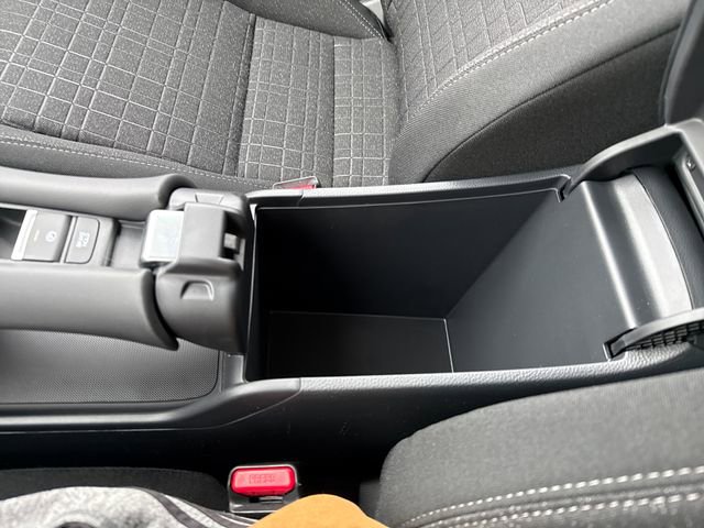 New 2026 Honda HR-V LX image 24