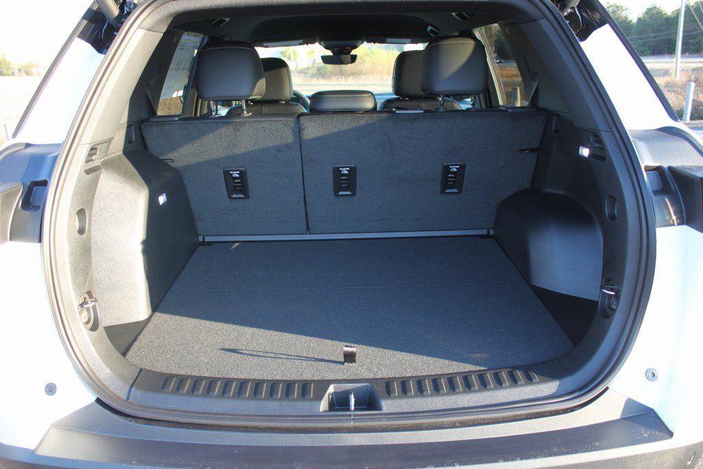 New 2026 Chevrolet Equinox LT w/ Convenience Package II image 21