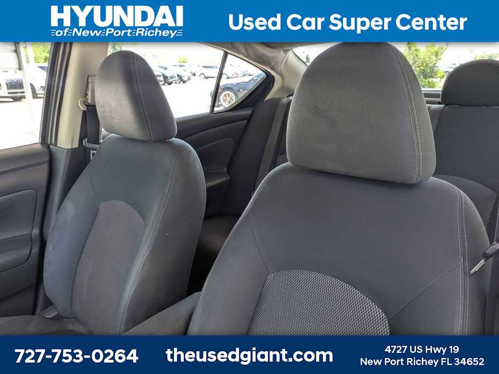 Used 2017 Nissan Versa SV FWD image 7