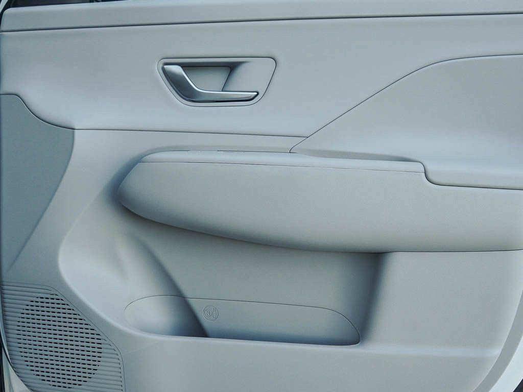 New 2026 Hyundai Kona SEL Premium AWD/4WD image 9