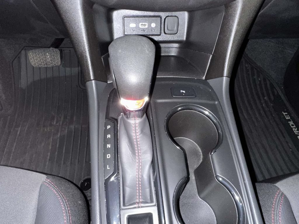 Used 2024 Chevrolet Equinox RS w/ LPO, Floor Liner Package AWD/4WD image 28