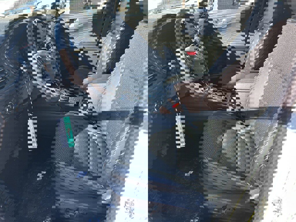 New 2025 Ford Escape SE image 14