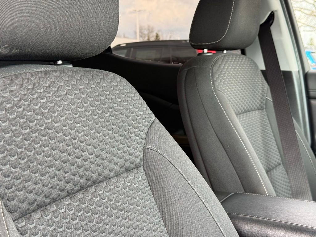 Used 2019 GMC Acadia SLE FWD image 36