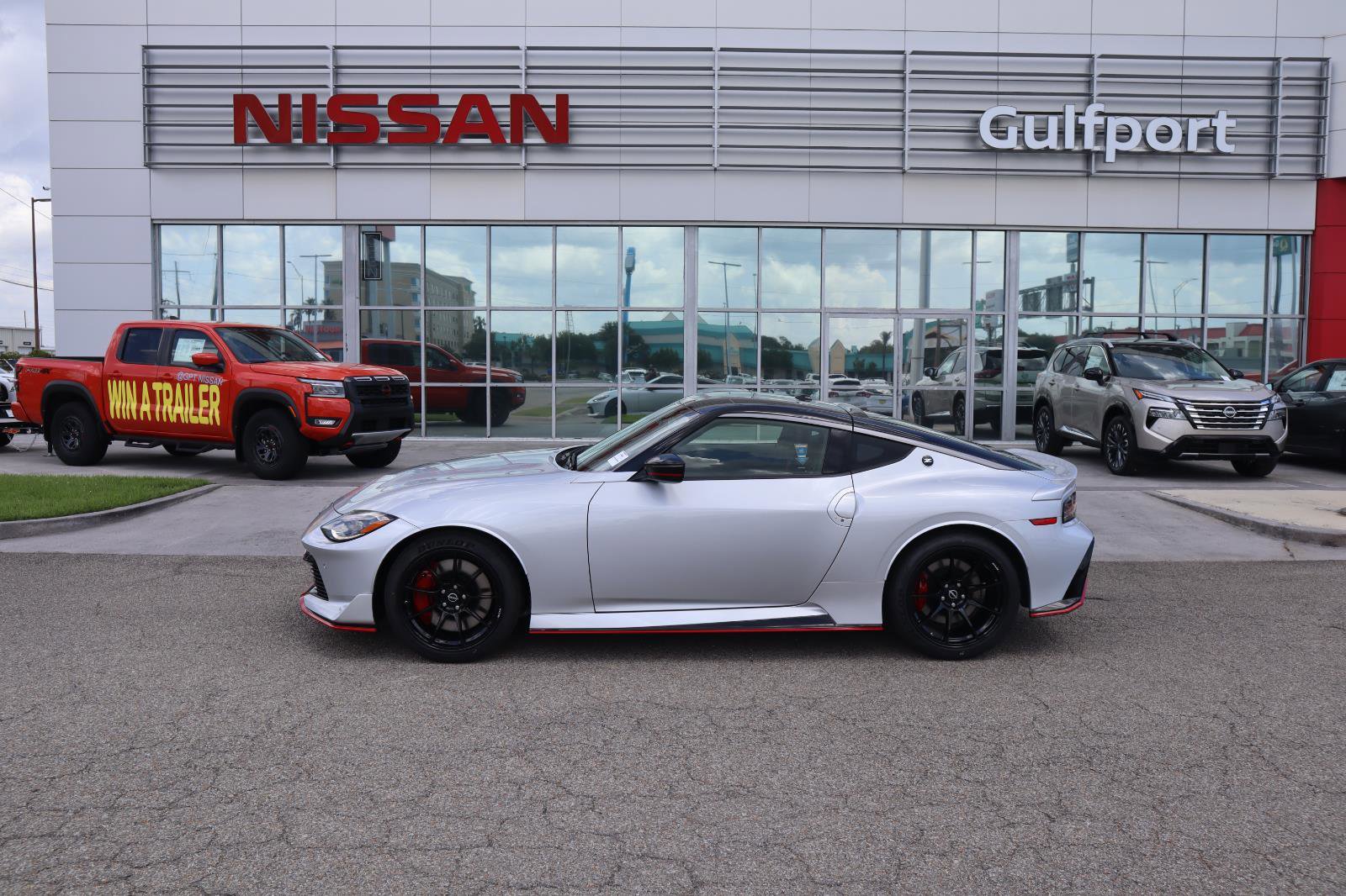 New 2025 Nissan Z NISMO w/ Floor Mat Package image 3