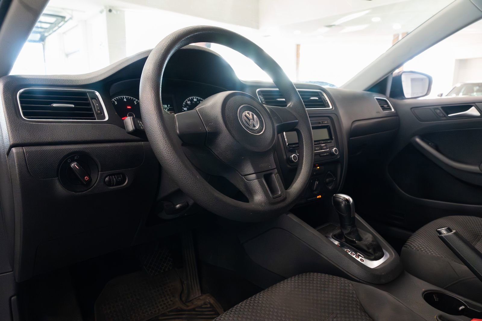Used 2012 Volkswagen Jetta S FWD image 12
