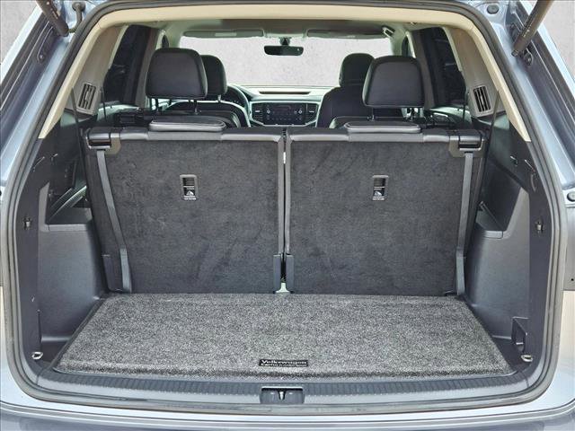 Used 2023 Volkswagen Atlas SE w/ Panoramic Sunroof Package image 6