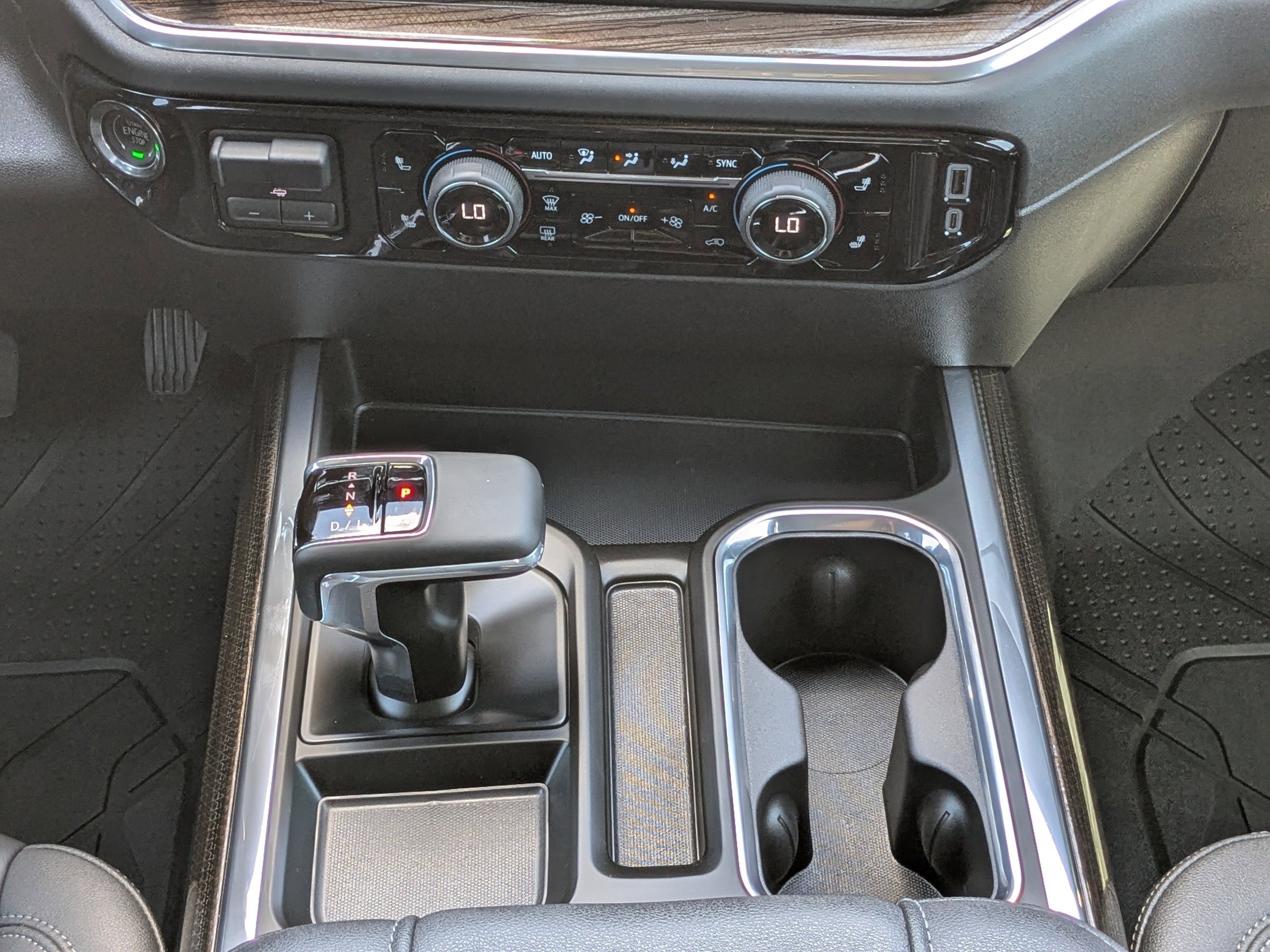 Used 2025 Chevrolet Silverado 1500 RST w/ Convenience Package II image 19