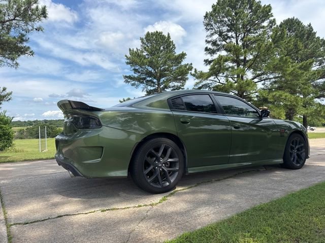 Used 2020 Dodge Charger R/T w/ Plus Group RWD image 28
