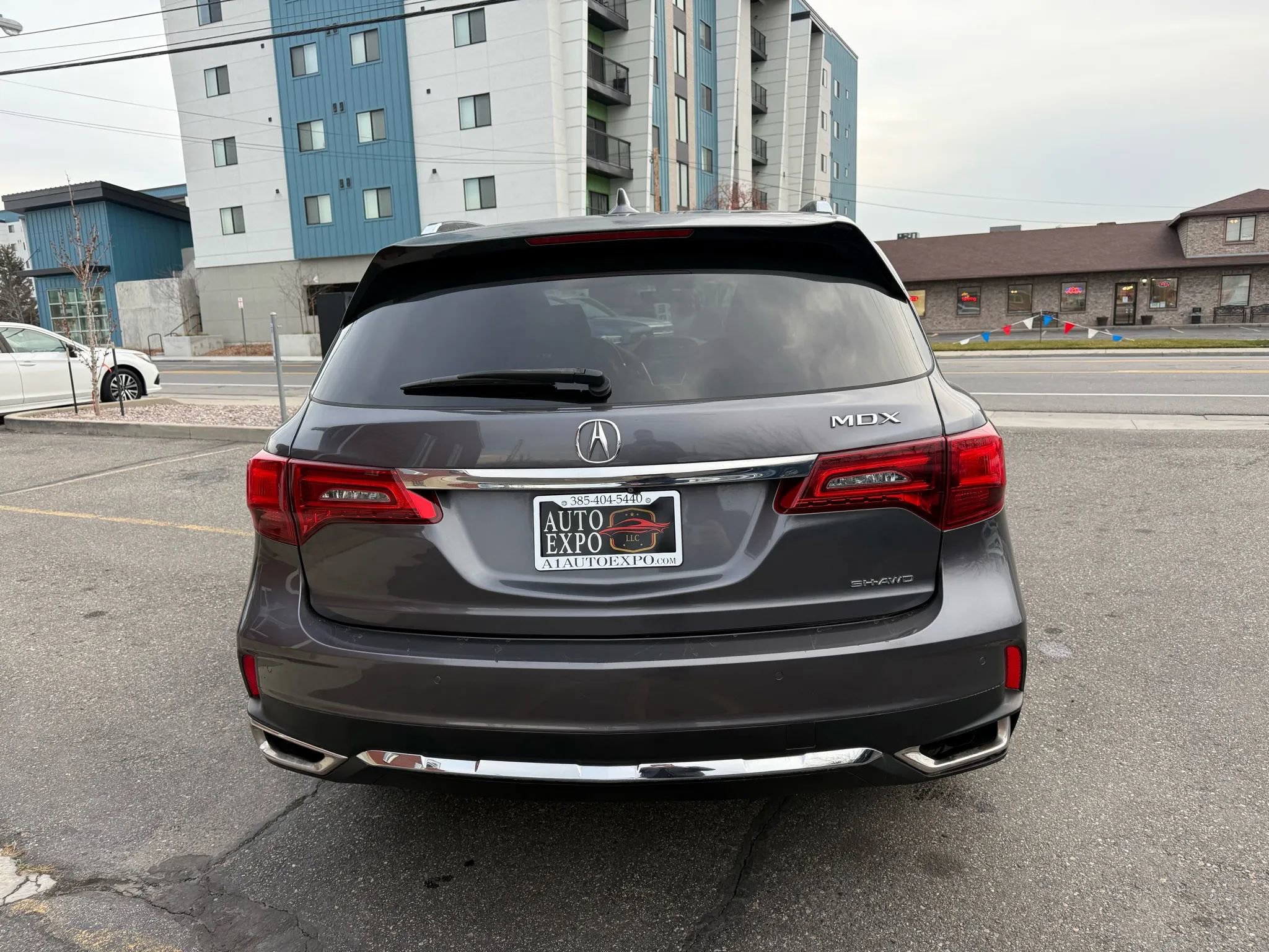 Used 2017 Acura MDX SH-AWD w/ Advance Package image 6