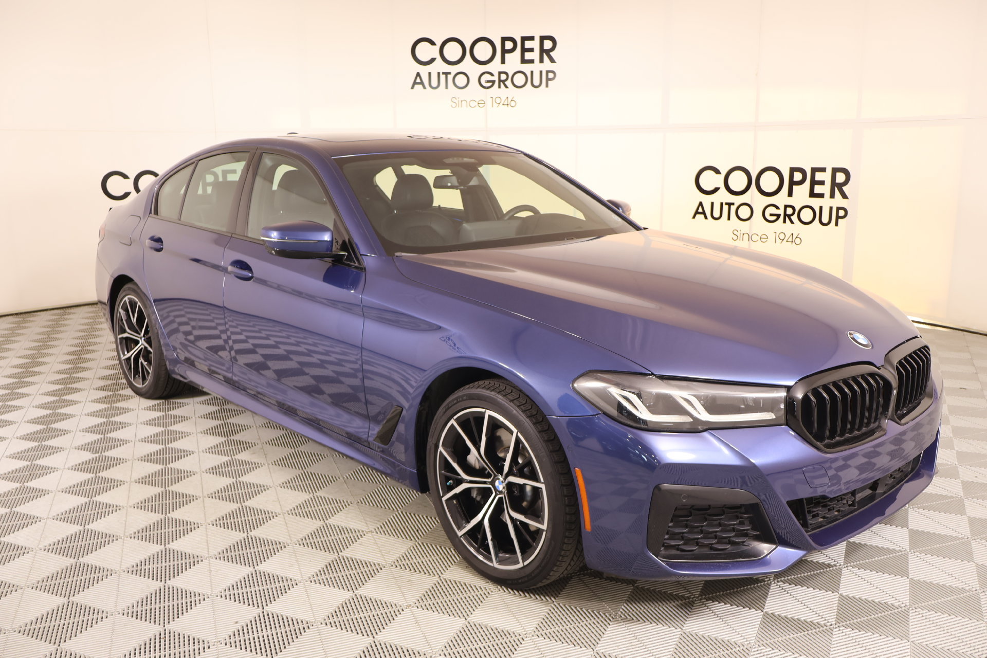 Used 2021 BMW 530e xDrive w/ Executive Package