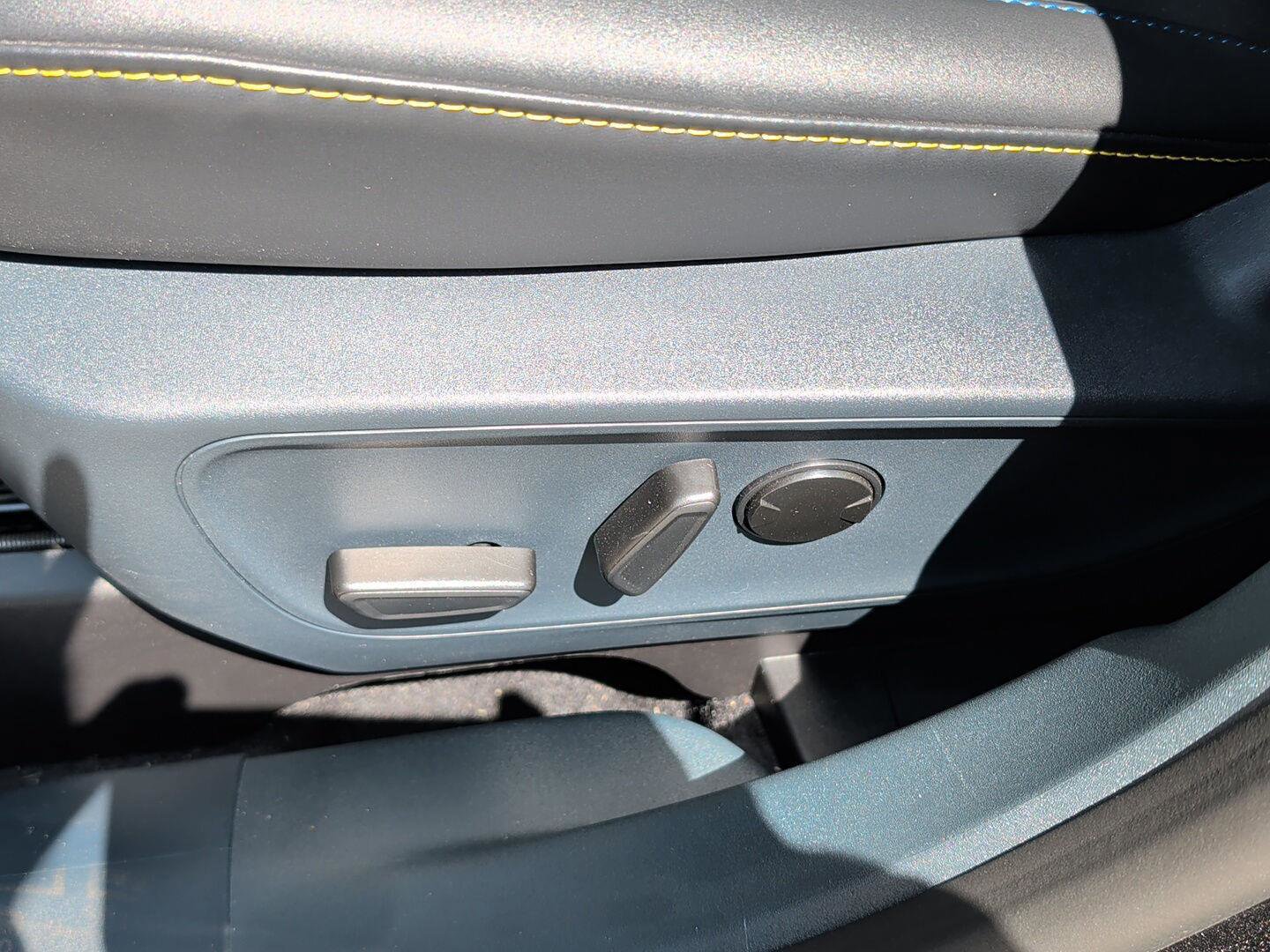 New 2025 Ford Maverick Lobo AWD/4WD image 12