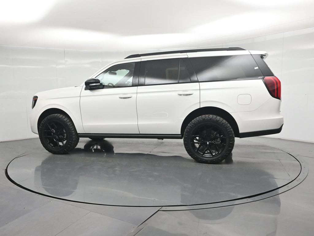 New 2027 Ford Expedition Platinum w/ Stealth Appearance Package AWD/4WD image 5