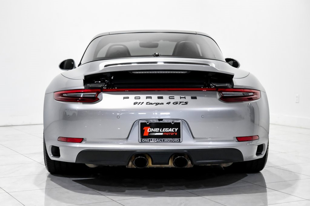 Used 2017 Porsche 911 Targa 4 GTS image 5